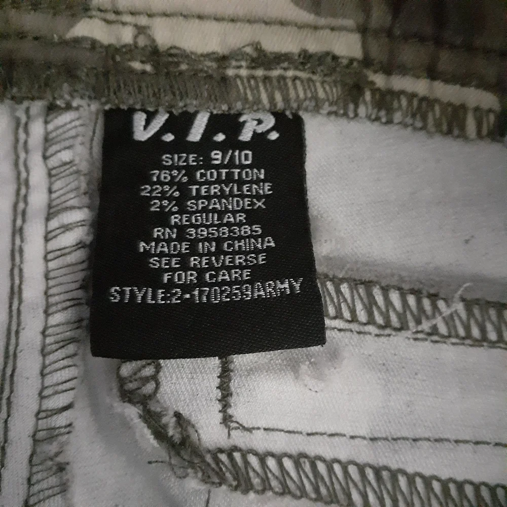 V.I.P. | Women's Camo Jeggings (size 9/10)
